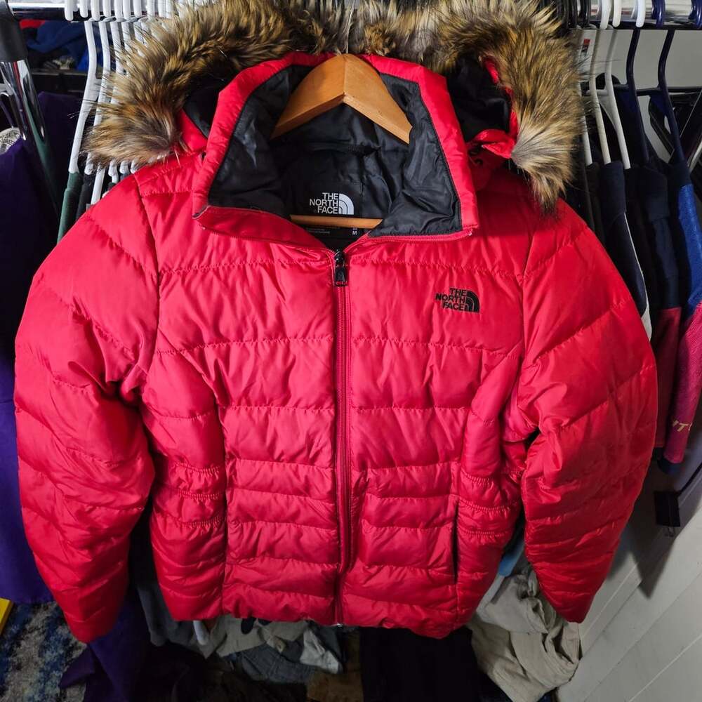 The North Face Gotham Jacket Size M Red Faux Fur Hood Puffer